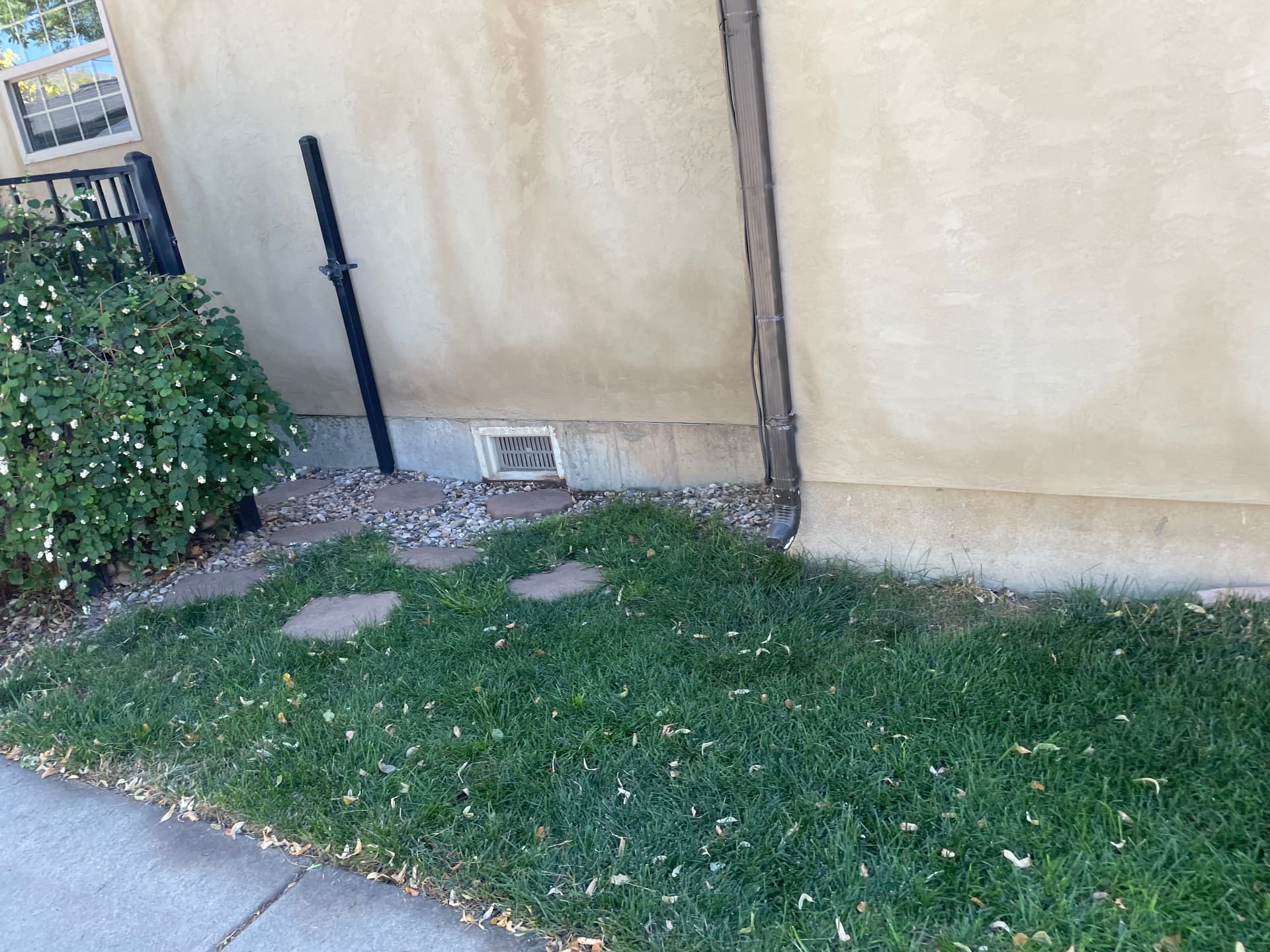 Gallery photos for Grassy Area Transformed into Elegant Rock & Paver Path: Image #3