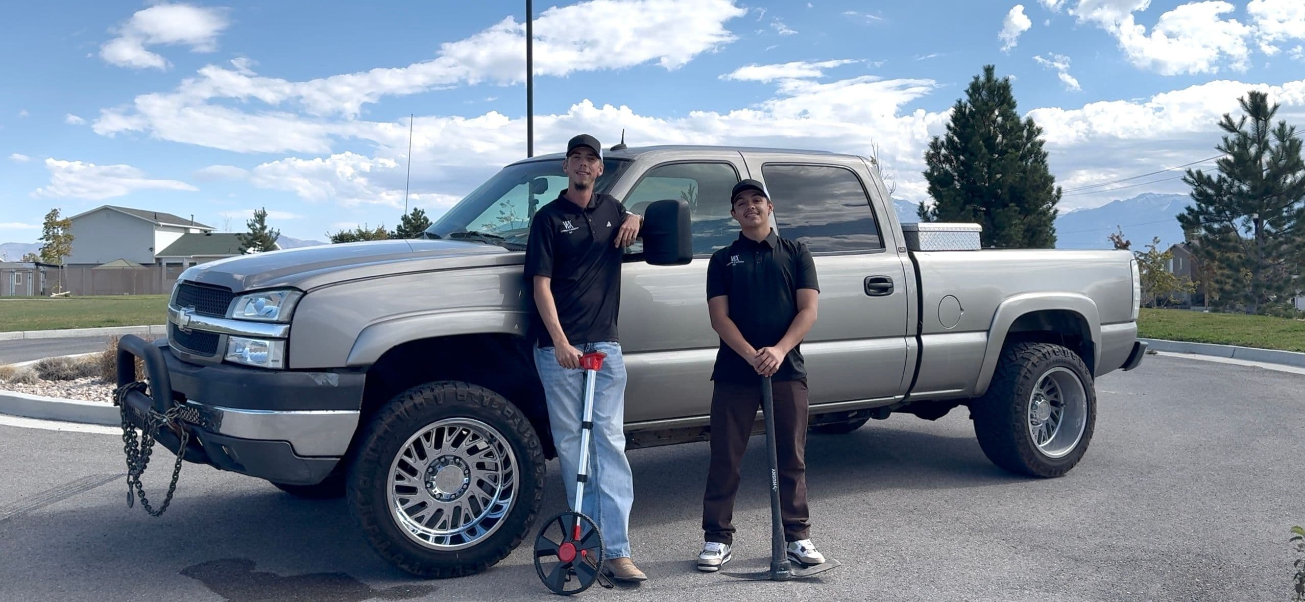 Featured post - 🍂 Happy Fall from the VEX Landscaping Crew! 🍁