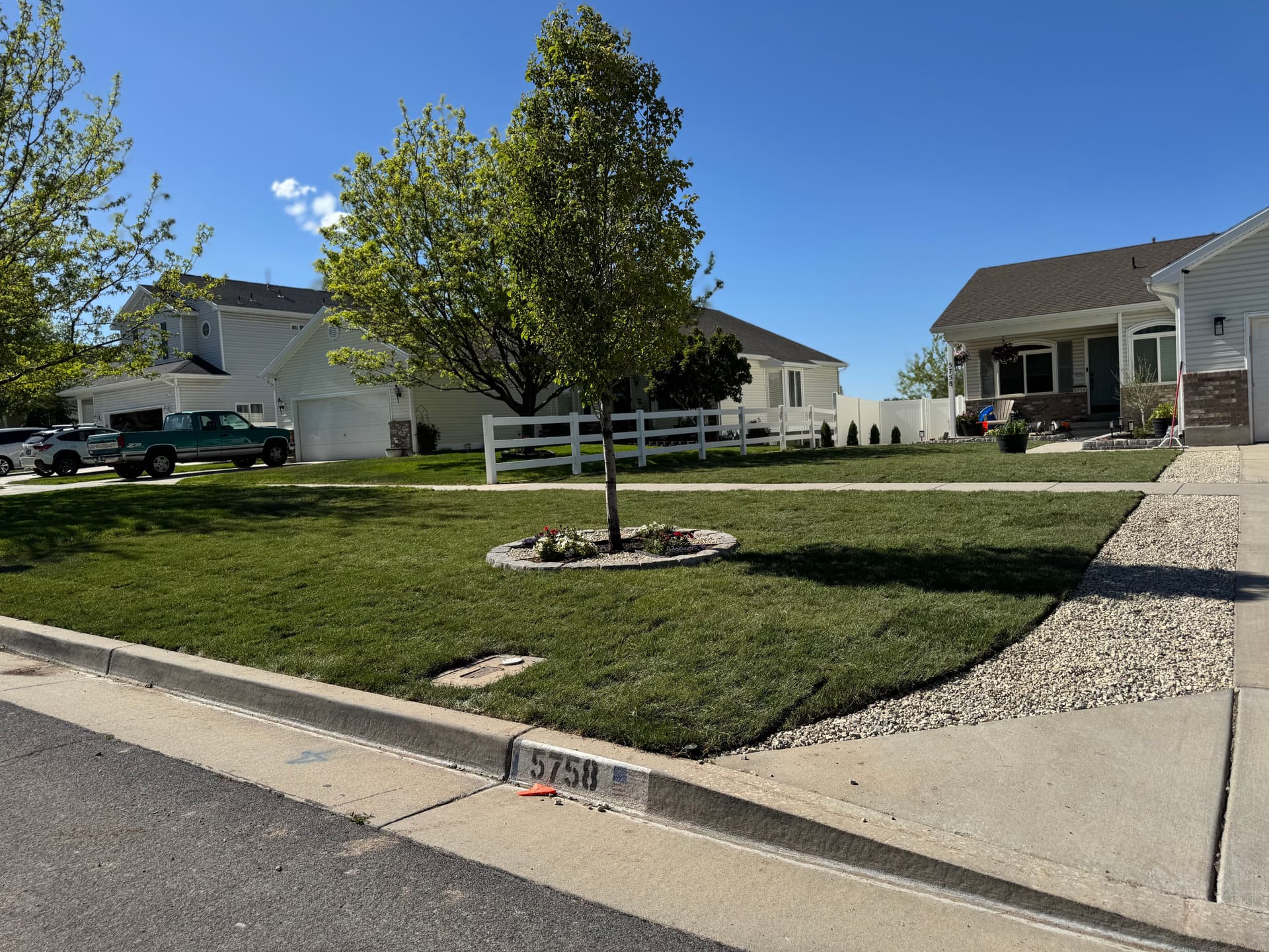 Gallery photos for Complete Front Yard Landscape Overhaul in Herriman: Image #9
