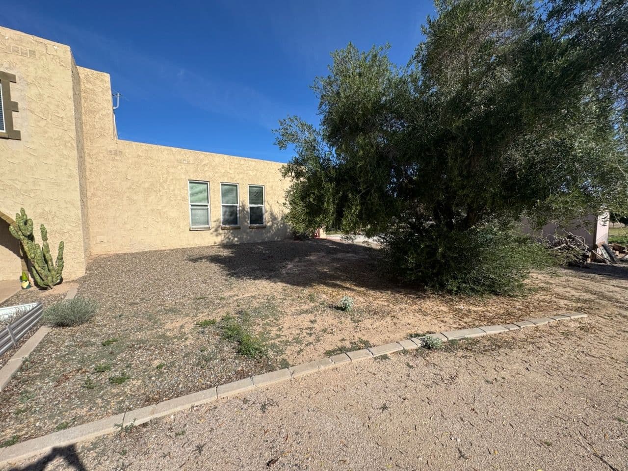 Transforming Outdoor Spaces for a Clean Look