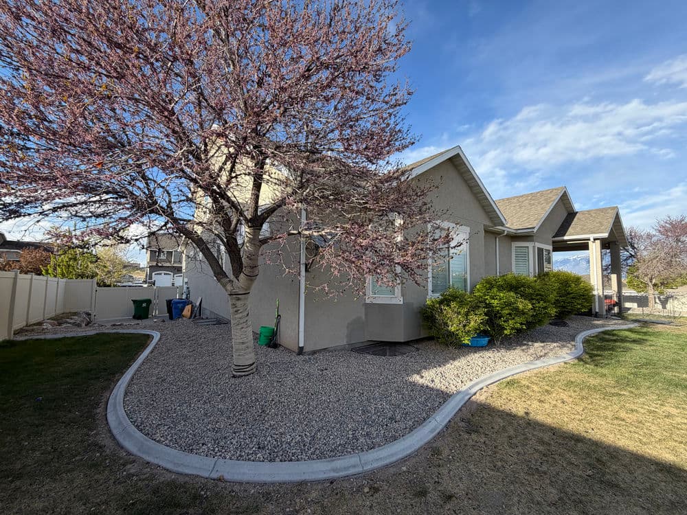 Gallery photos for River Rock Xeriscaping with Concrete Curbing and Retaining Wall in Herriman: Image #7
